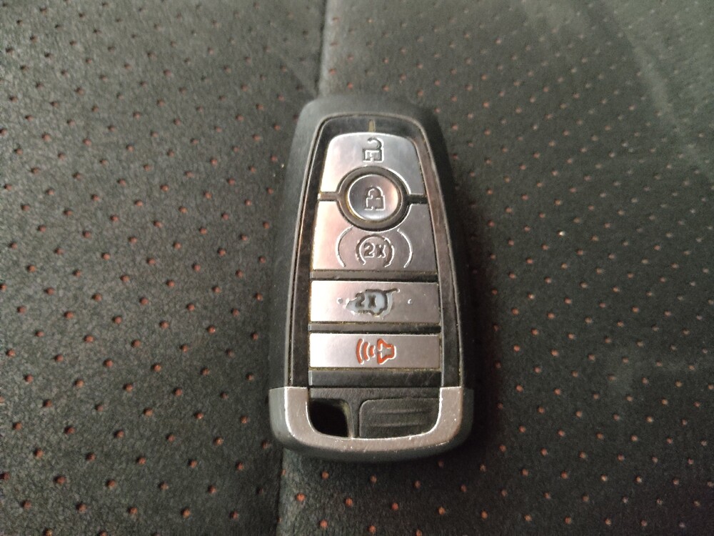 2019 Ford Explorer in Wichita, KS 67207 - 18121713 32