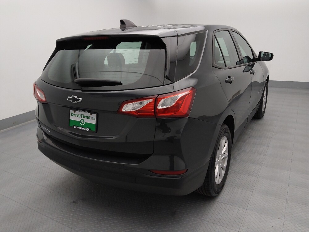 2019 Chevrolet Equinox in Topeka, KS 66611 - 18121714 7