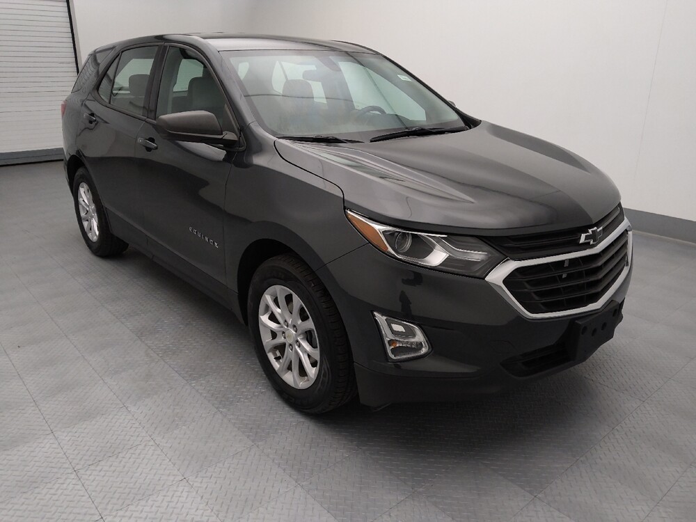 2019 Chevrolet Equinox in Topeka, KS 66611 - 18121714 13