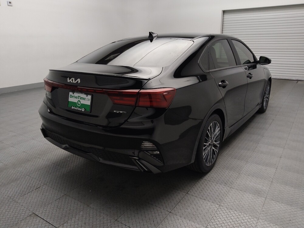 2024 Kia Forte in Arlington, TX 76011 - 18121716 9