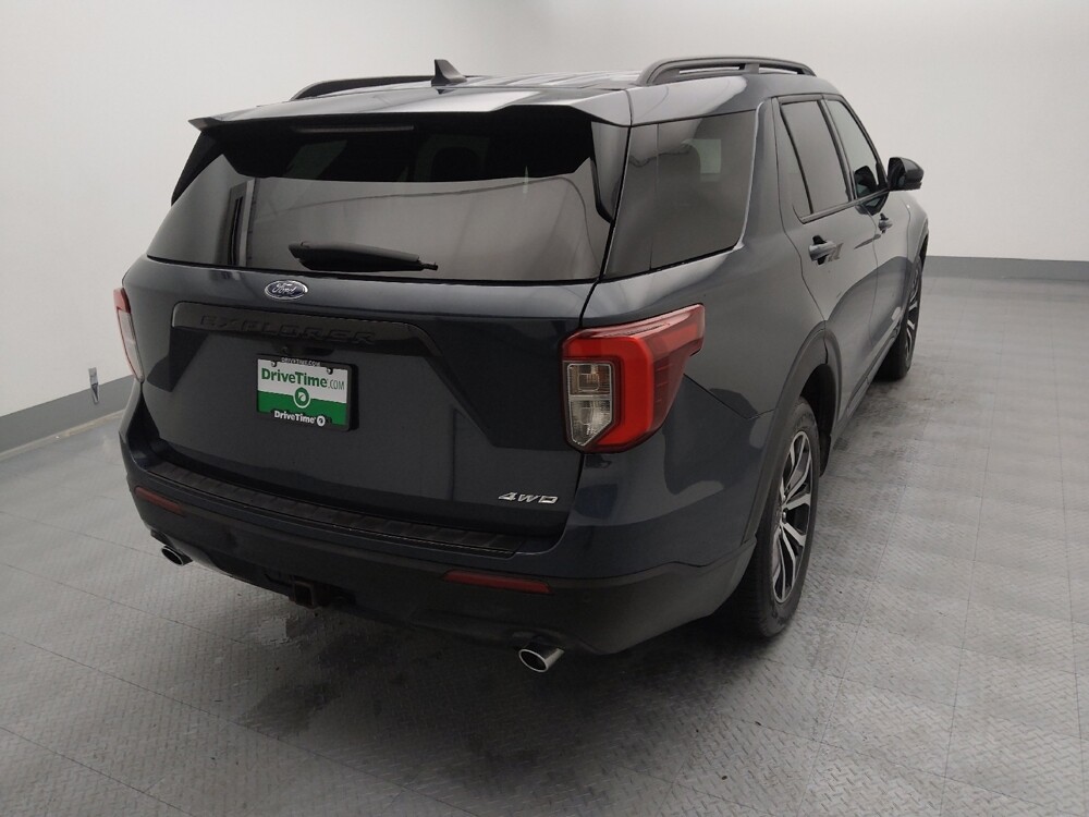 2022 Ford Explorer in St. Louis, MO 63136 - 18121717 7