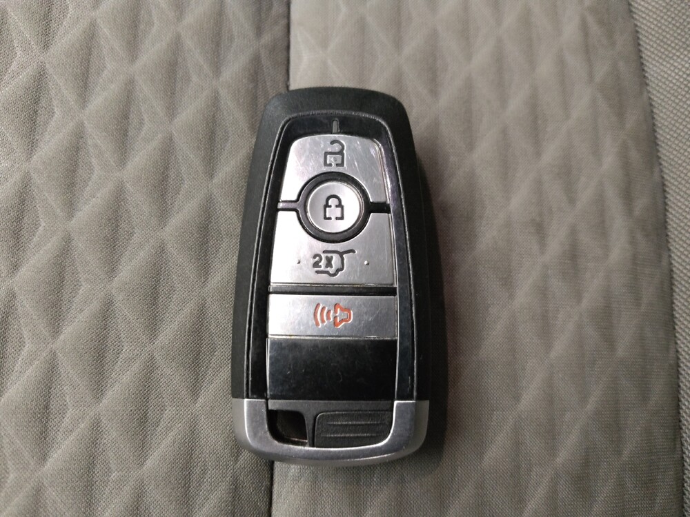 2022 Ford Escape in Topeka, KS 66611 - 18121718 32