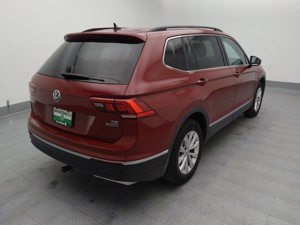 2018 Volkswagen Tiguan in St. Louis, MO 63136 - 18121719 9
