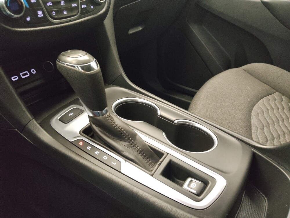 2020 Chevrolet Equinox in Des Moines, IA 50310 - 18121724 26