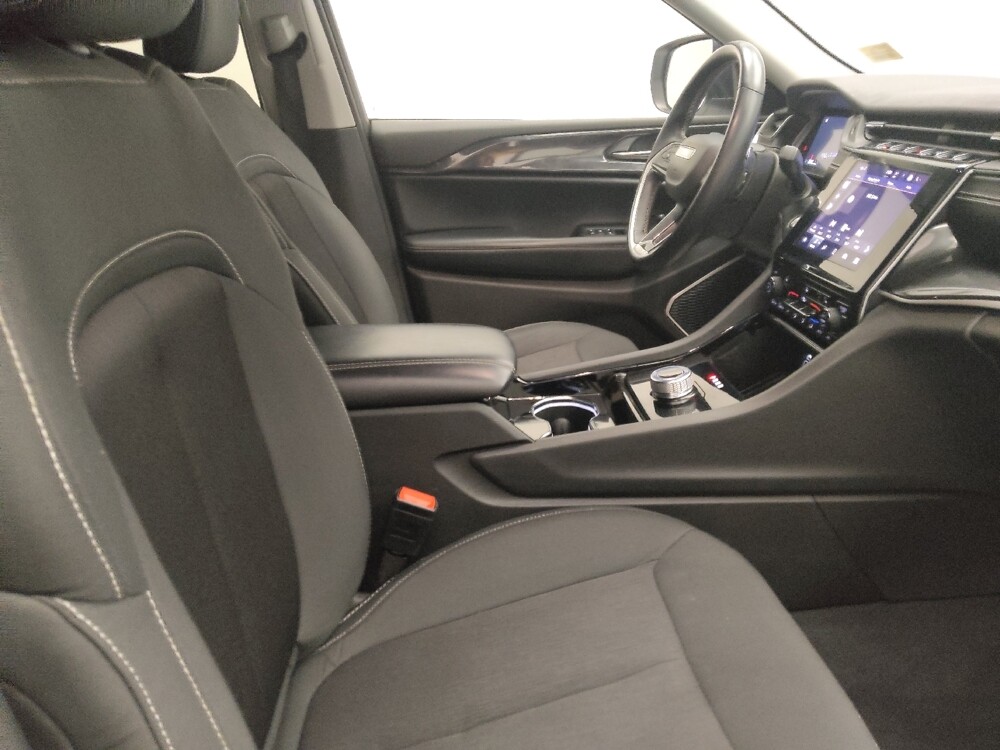 2022 Jeep Grand Cherokee L in Des Moines, IA 50310 - 18121725 21