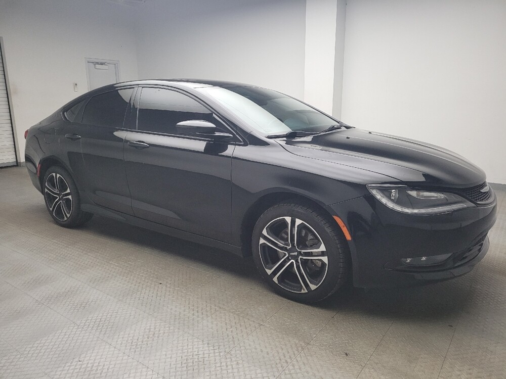 2015 Chrysler 200 in St. Louis, MO 63136 - 18121726 10