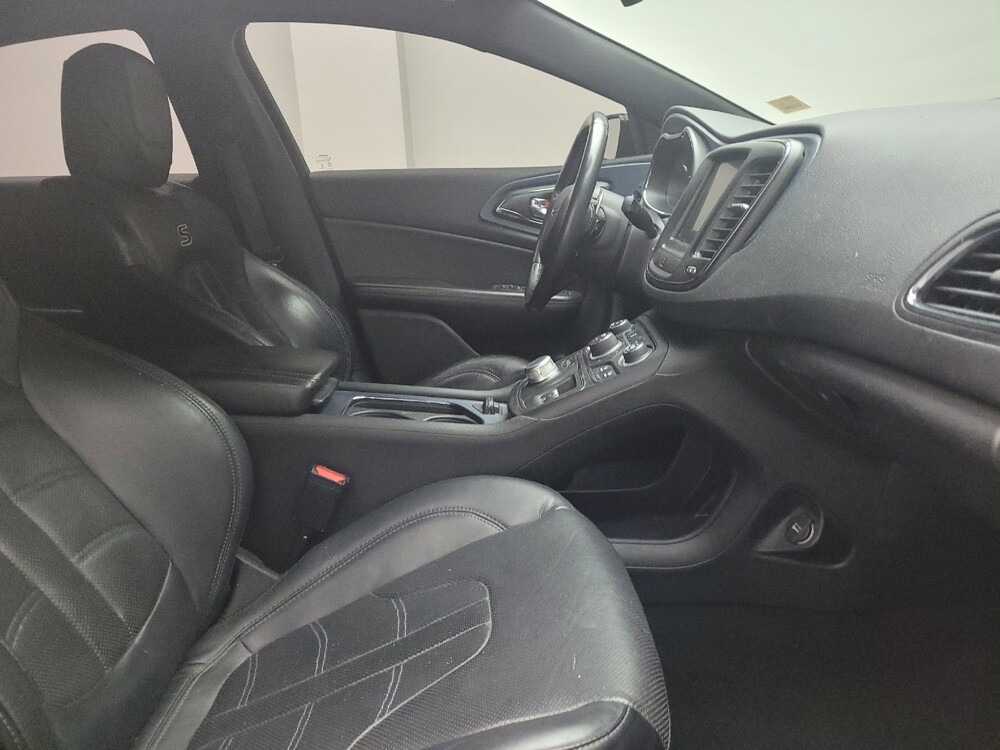 2015 Chrysler 200 in St. Louis, MO 63136 - 18121726 21