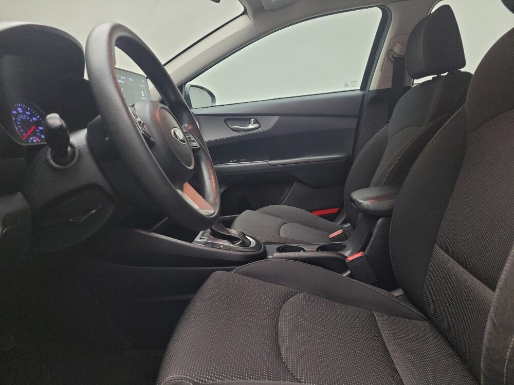 2020 Kia Forte in Eastpointe, MI 48021 - 18121727 17