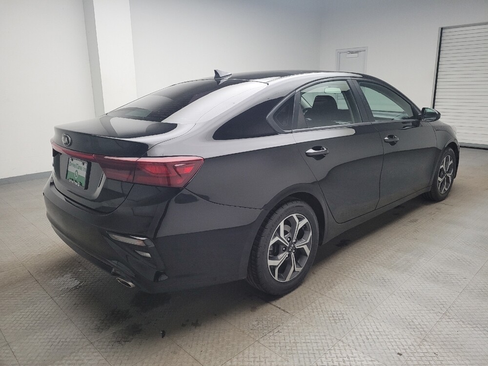 2020 Kia Forte in Eastpointe, MI 48021 - 18121727 10