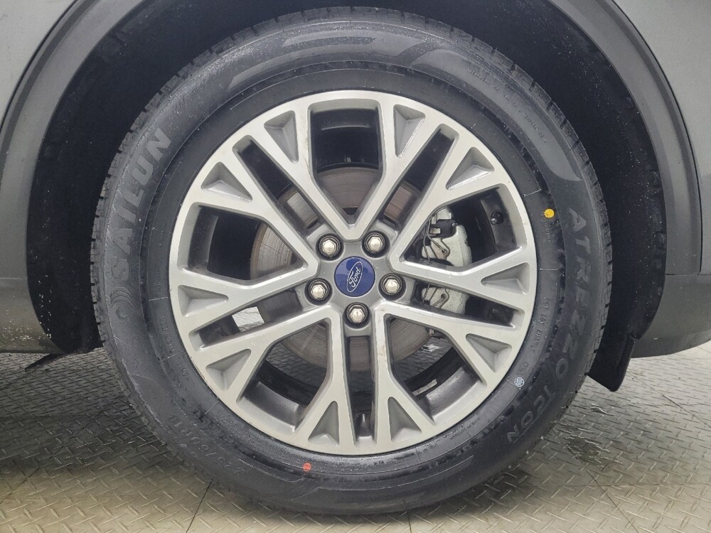 2020 Ford Escape in Indianapolis, IN 46222 - 18121728 31