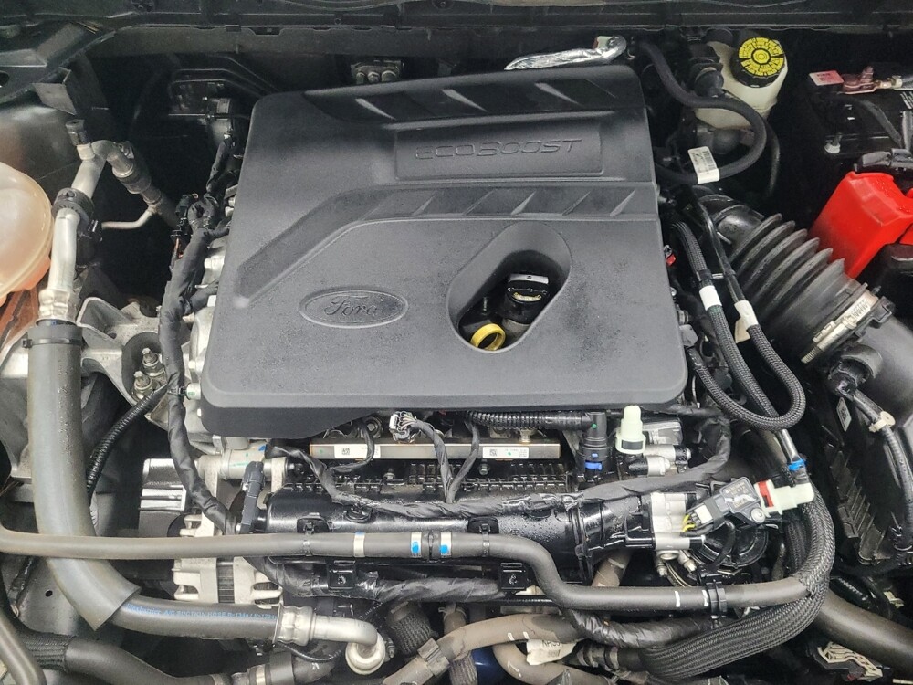 2020 Ford Escape in Indianapolis, IN 46222 - 18121728 30