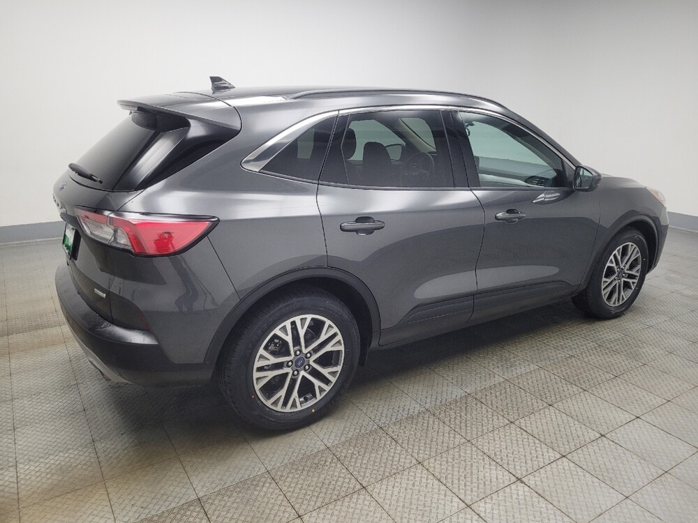 2020 Ford Escape in Indianapolis, IN 46222 - 18121728 10