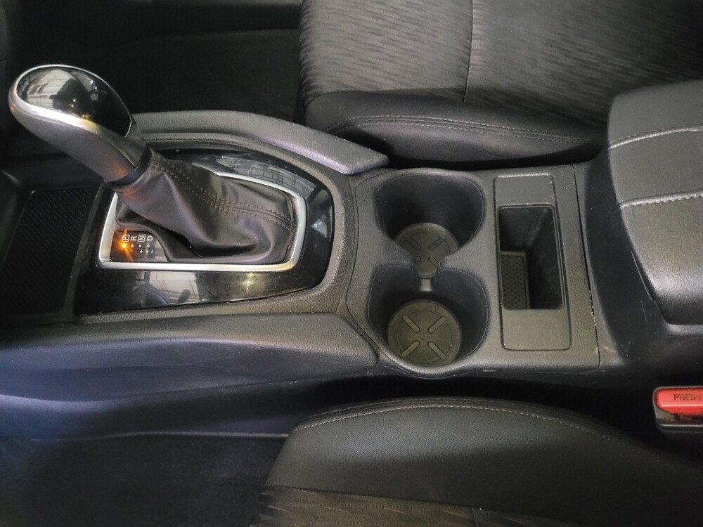 2019 Nissan Rogue in Union City, GA 30291 - 18121737 26