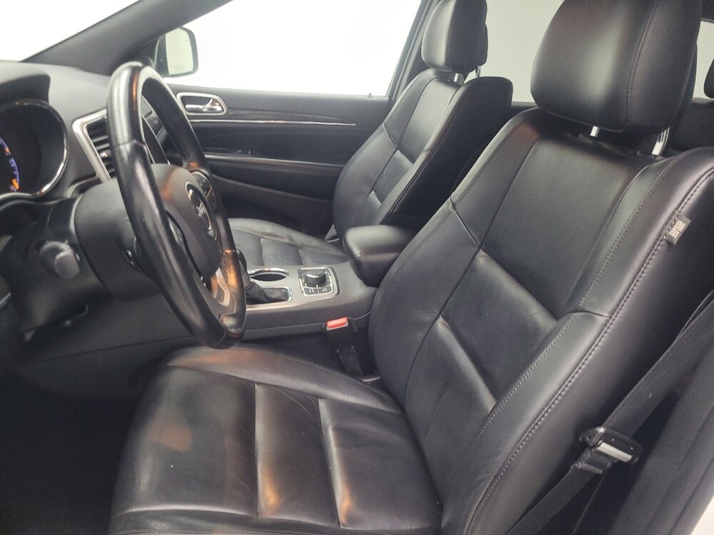 2018 Jeep Grand Cherokee in Indianapolis, IN 46222 - 18121738 17