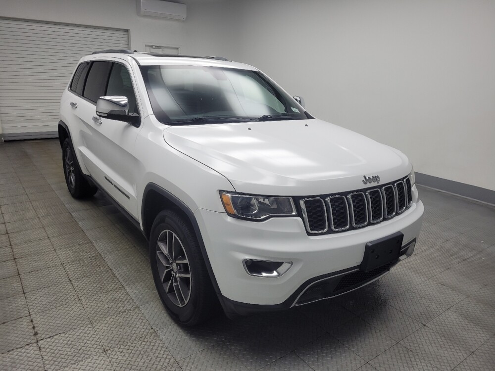 2018 Jeep Grand Cherokee in Indianapolis, IN 46222 - 18121738 13