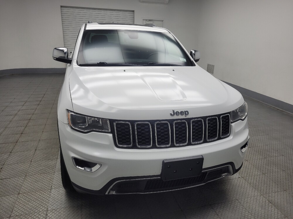 2018 Jeep Grand Cherokee in Indianapolis, IN 46222 - 18121738 14