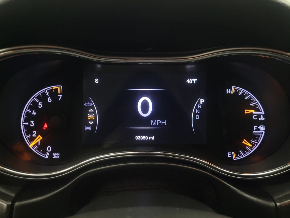 2018 Jeep Grand Cherokee in Indianapolis, IN 46222 - 18121738 23