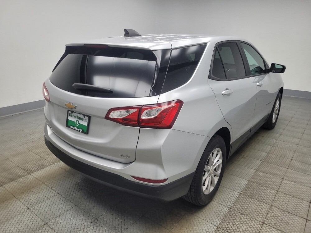 2020 Chevrolet Equinox in Indianapolis, IN 46222 - 18121740 9