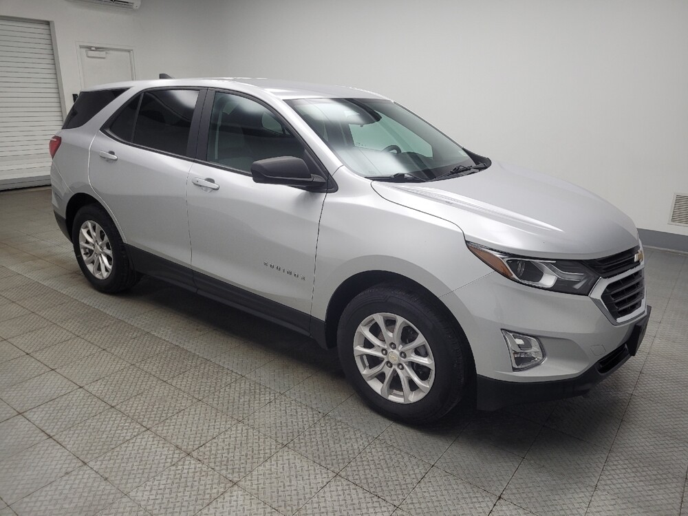 2020 Chevrolet Equinox in Indianapolis, IN 46222 - 18121740 13