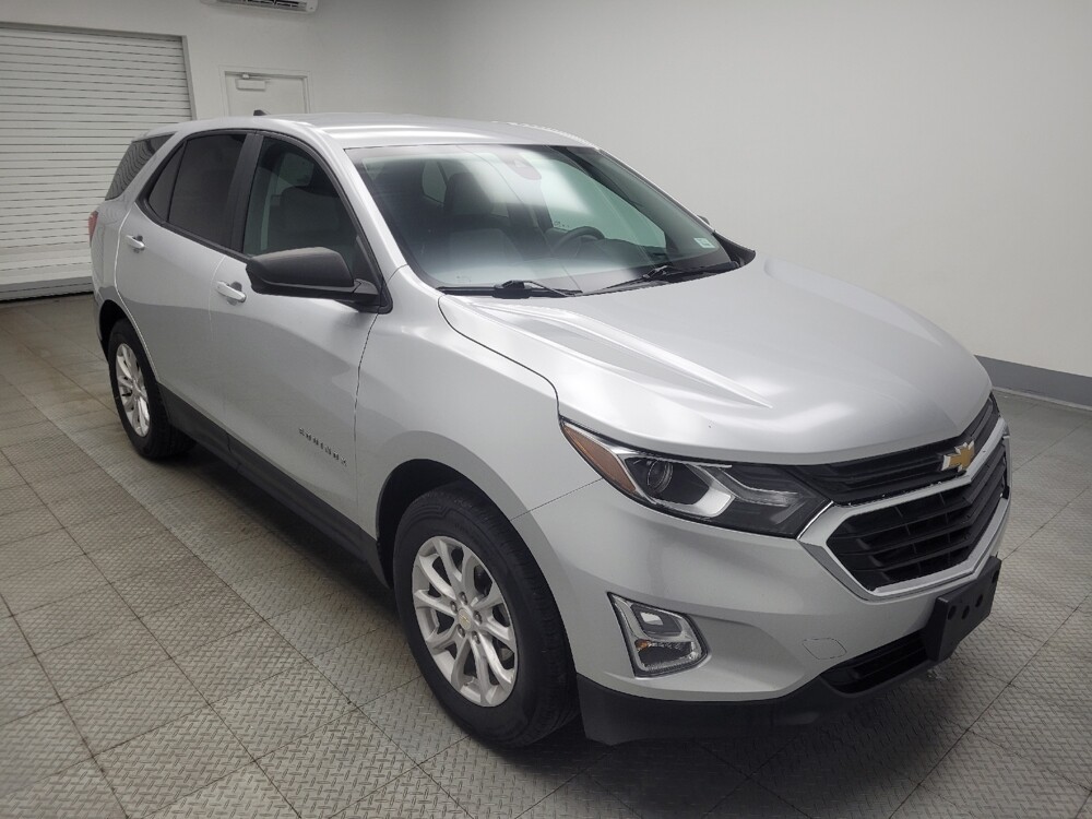 2020 Chevrolet Equinox in Indianapolis, IN 46222 - 18121740 11