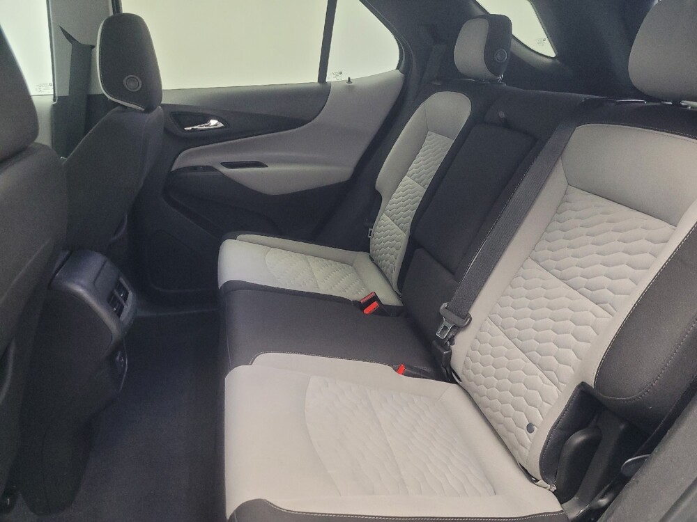 2020 Chevrolet Equinox in Indianapolis, IN 46222 - 18121740 18