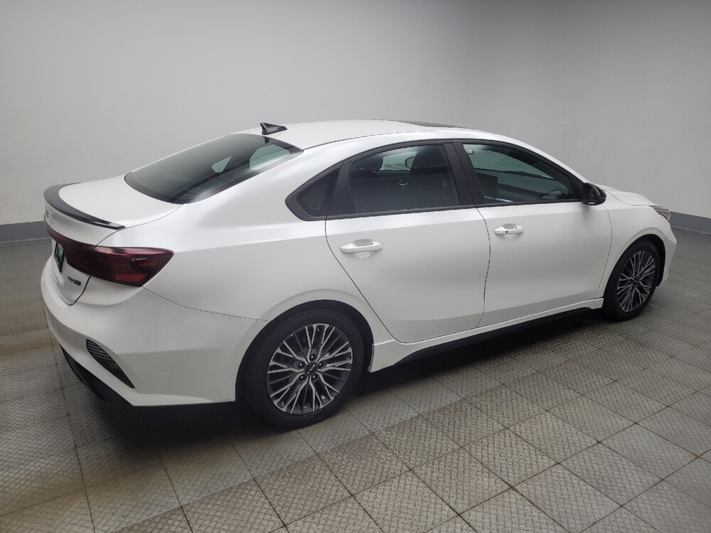 2022 Kia Forte in Indianapolis, IN 46219 - 18121741 10