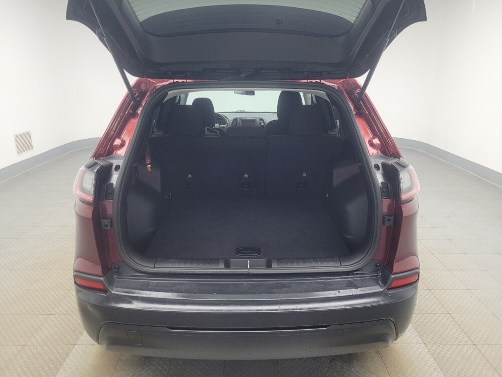 2020 Jeep Cherokee in Indianapolis, IN 46219 - 18121742 29