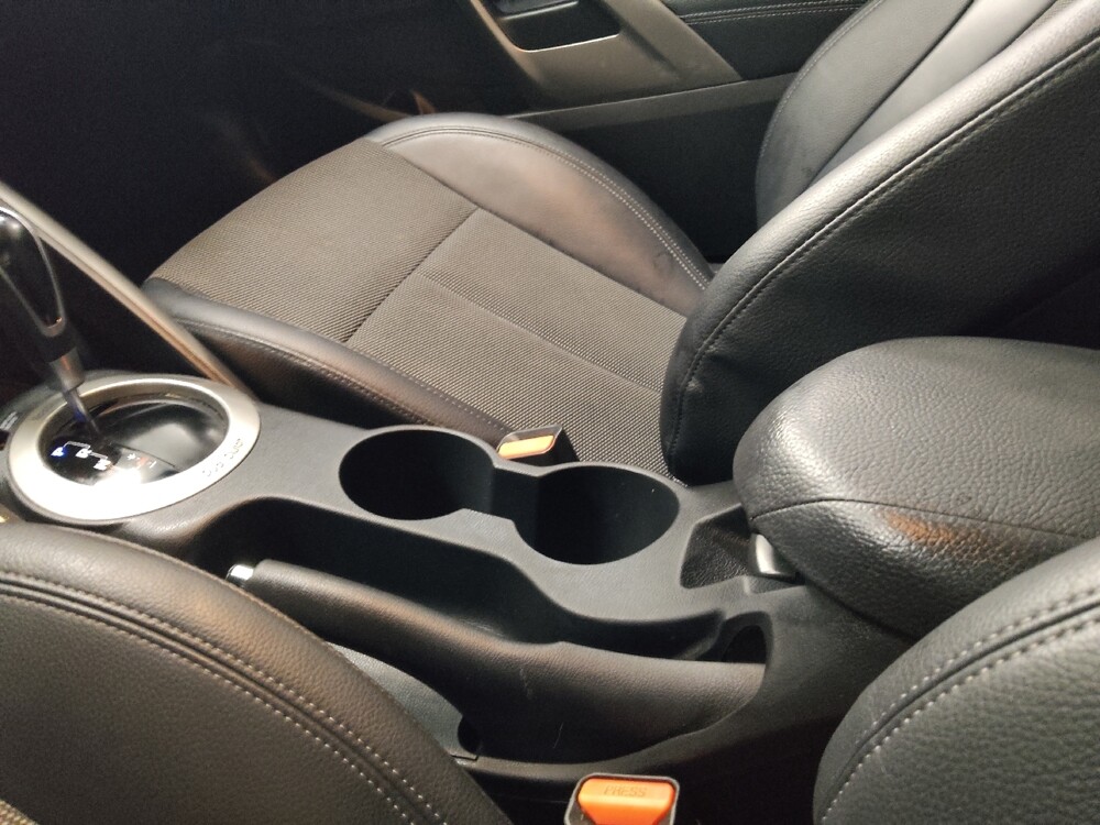 2016 Hyundai Veloster in Macon, GA 31210 - 18121745 26