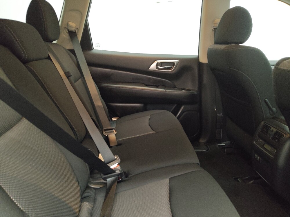 2020 Nissan Pathfinder in Tulsa, OK 74145 - 18121752 19