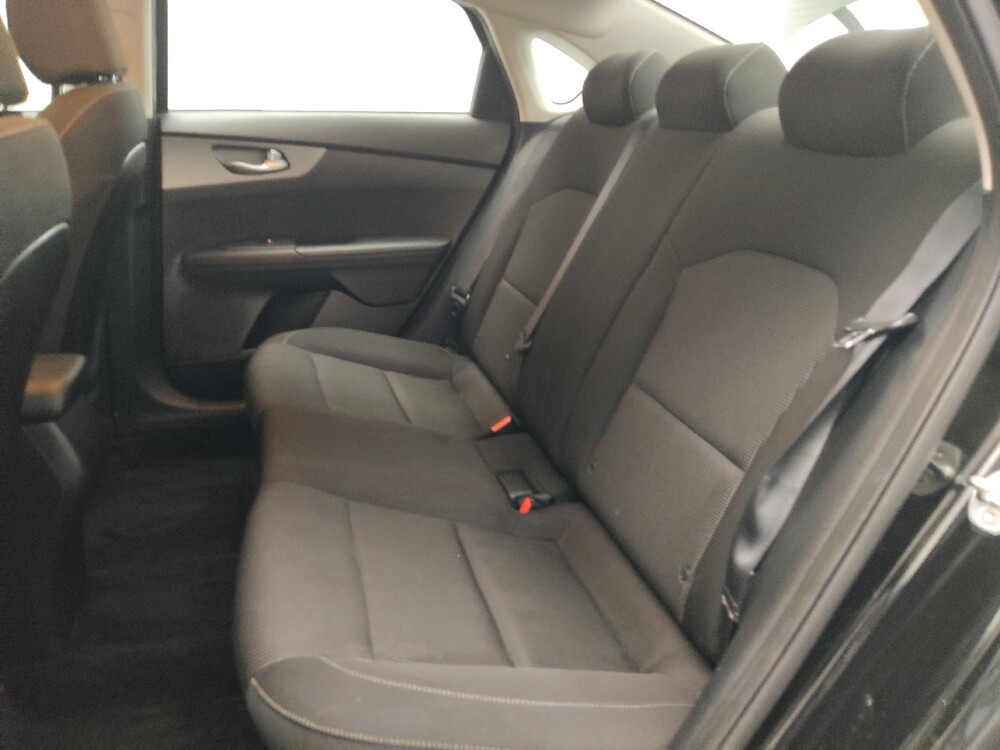 2019 Kia Forte in Knoxville, TN 37923 - 18121759 18