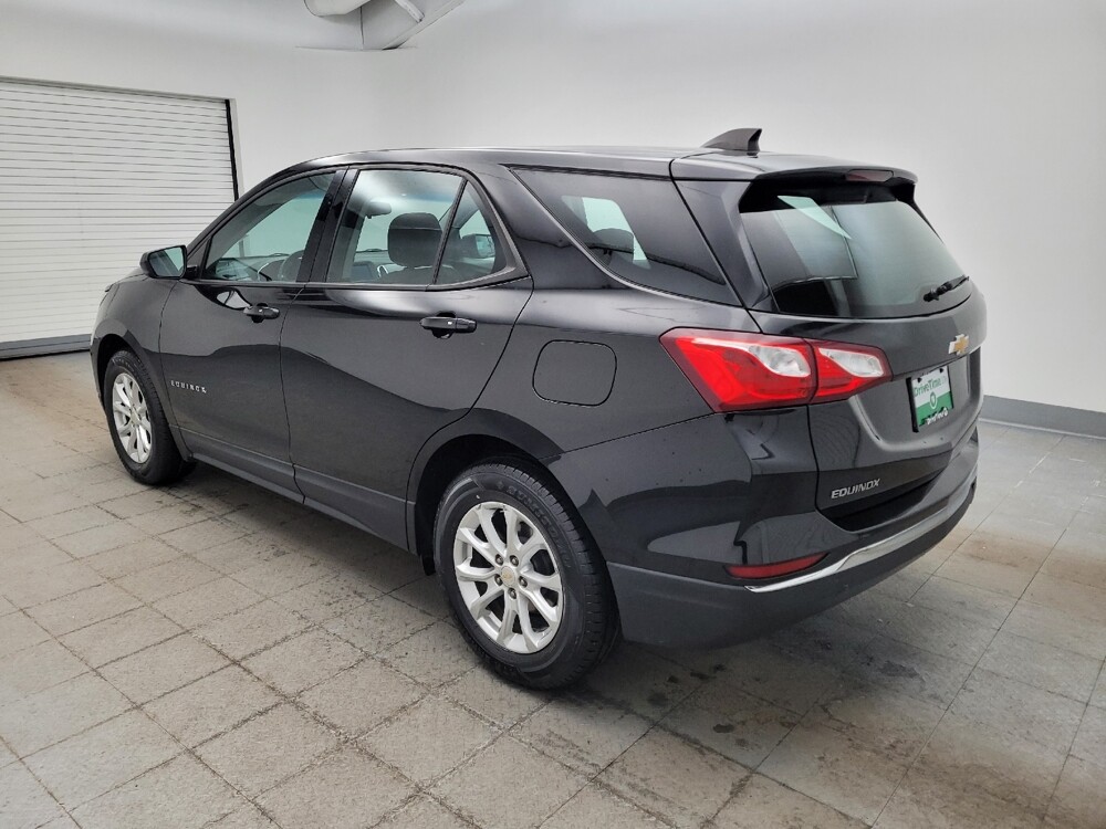 2018 Chevrolet Equinox in Cincinnati, OH 45255 - 18121764 3