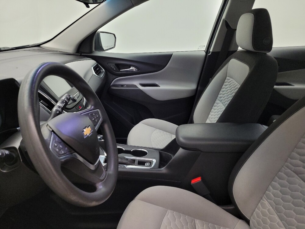 2018 Chevrolet Equinox in Cincinnati, OH 45255 - 18121764 17