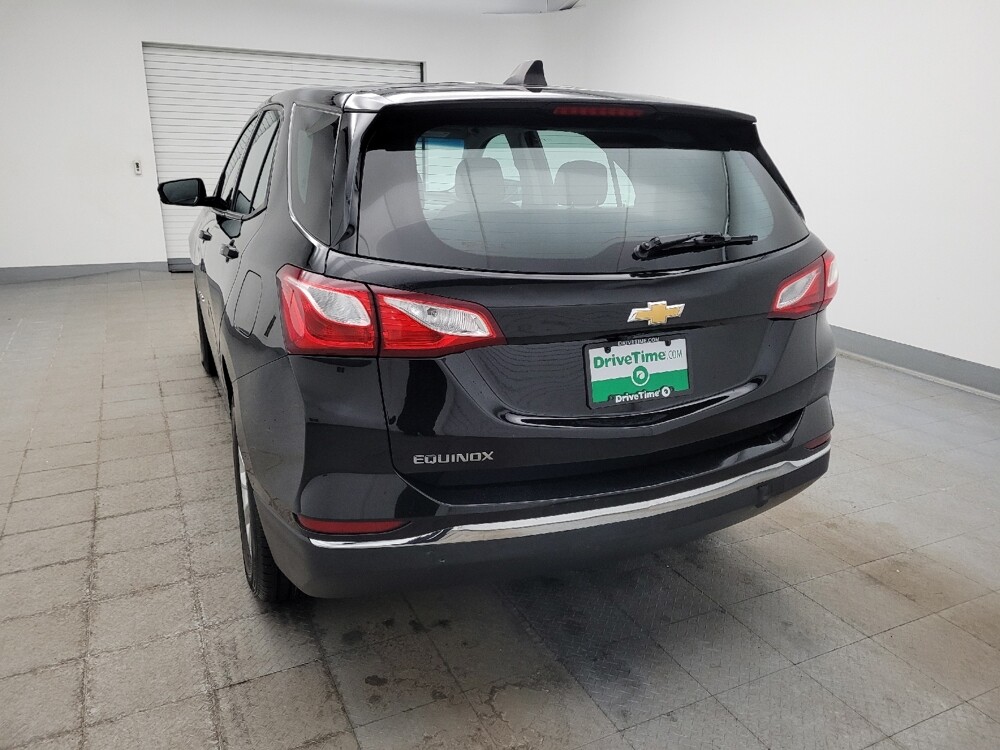 2018 Chevrolet Equinox in Cincinnati, OH 45255 - 18121764 6