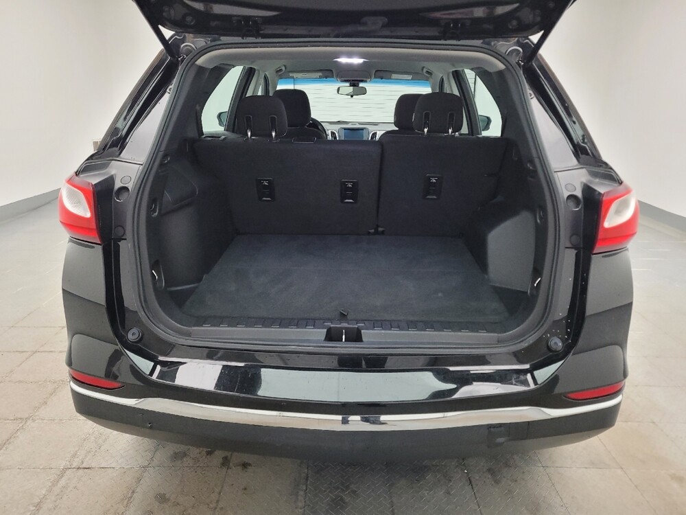 2018 Chevrolet Equinox in Cincinnati, OH 45255 - 18121764 29