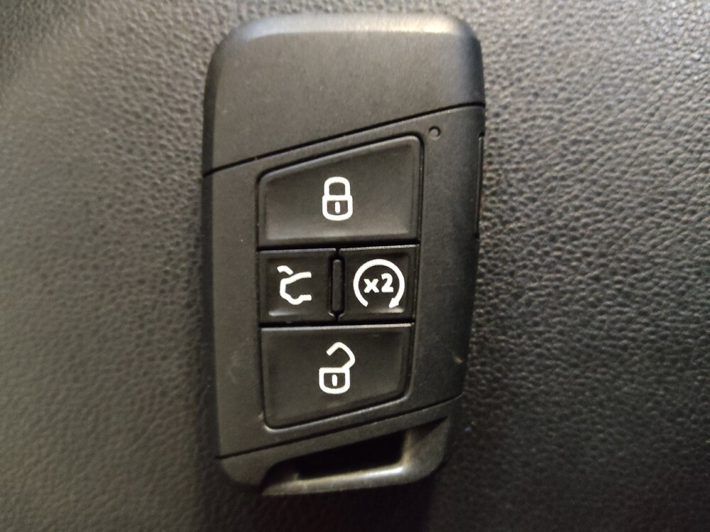 2024 Volkswagen Jetta in Greenville, SC 29607 - 18121768 32