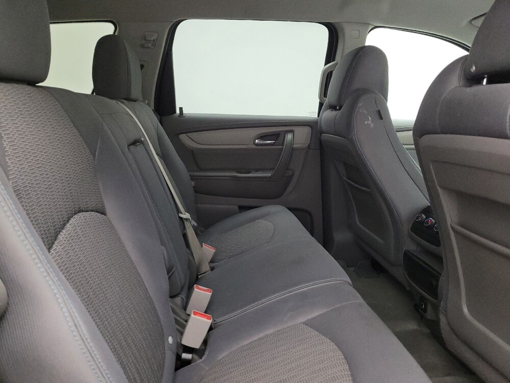 2017 Chevrolet Traverse in Toledo, OH 43617 - 18121770 19