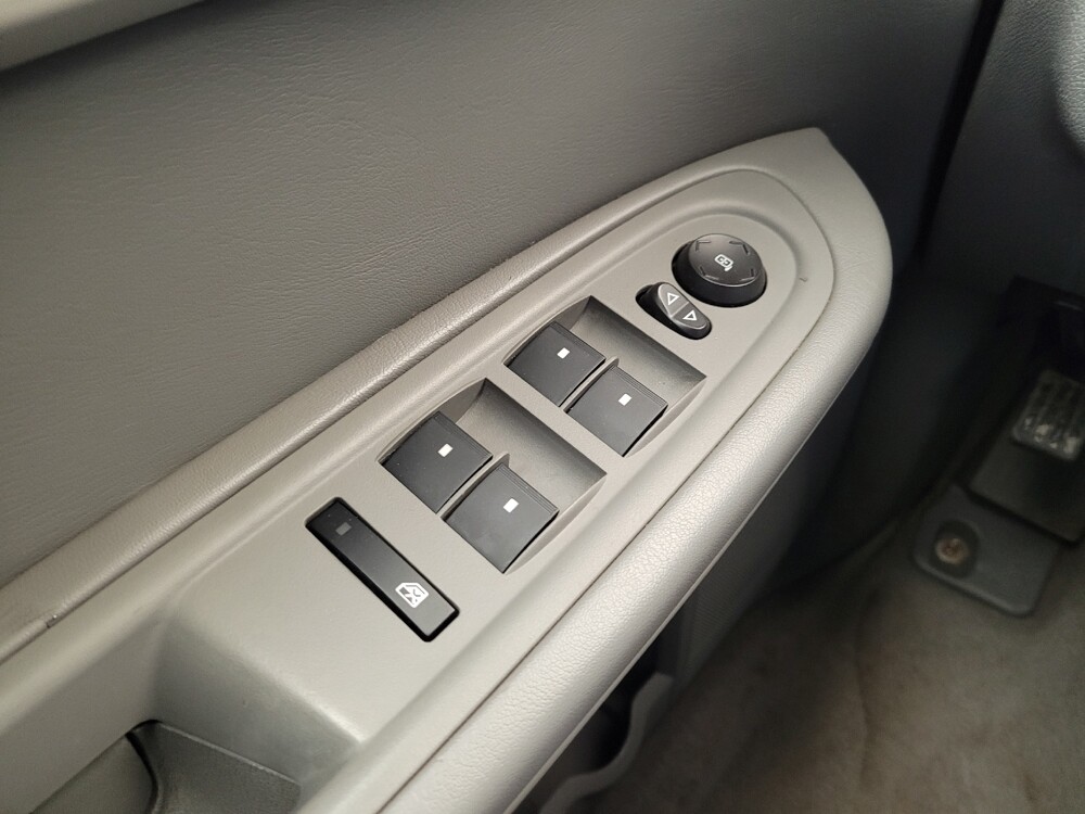 2017 Chevrolet Traverse in Toledo, OH 43617 - 18121770 27