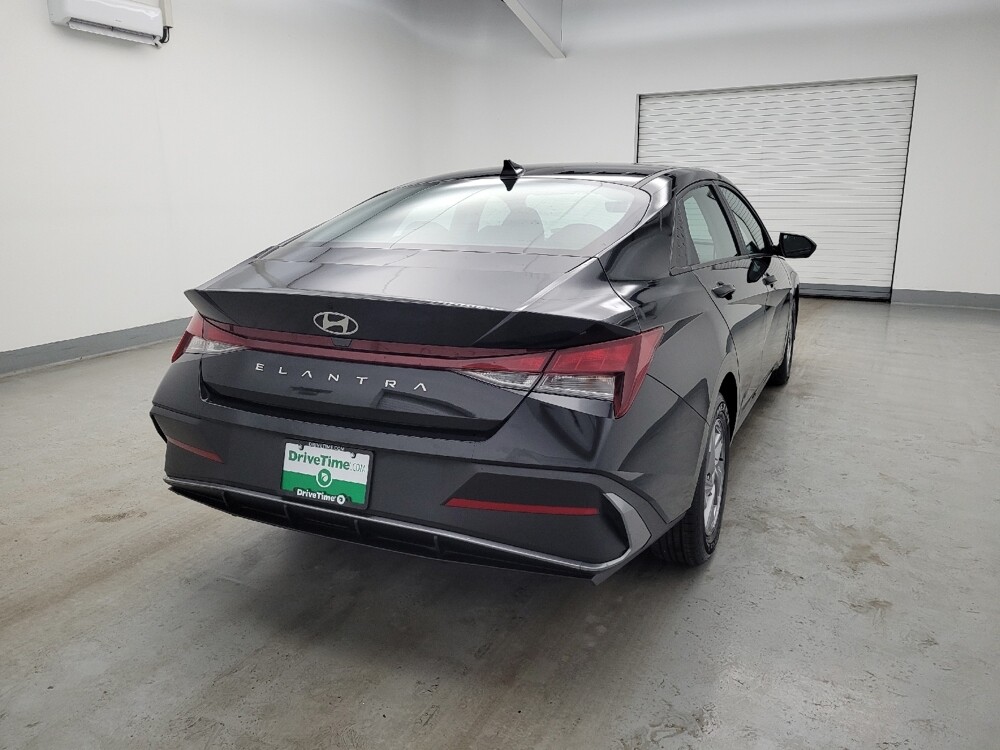 2024 Hyundai Elantra in Toledo, OH 43617 - 18121771 7