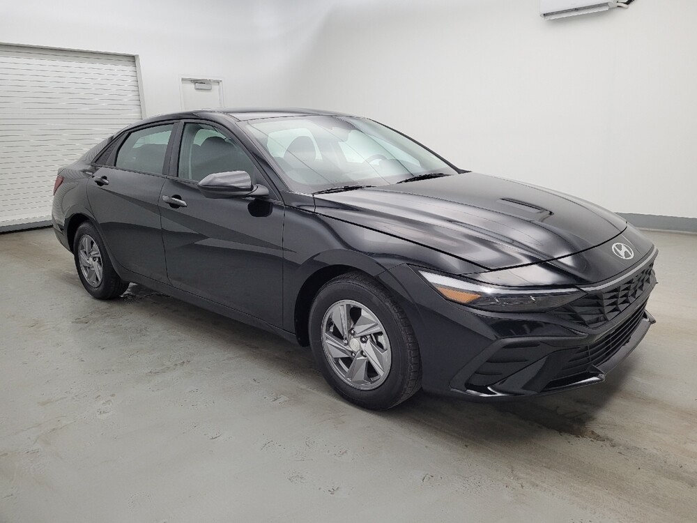 2024 Hyundai Elantra in Toledo, OH 43617 - 18121771 11