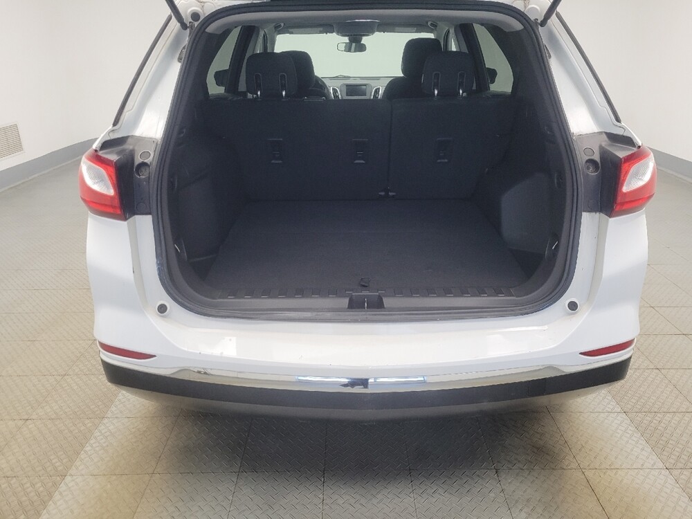 2020 Chevrolet Equinox in Indianapolis, IN 46222 - 18121773 29