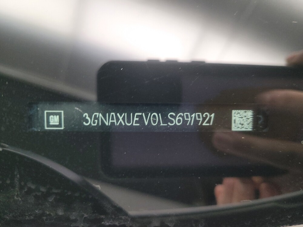 2020 Chevrolet Equinox in Indianapolis, IN 46222 - 18121773 33