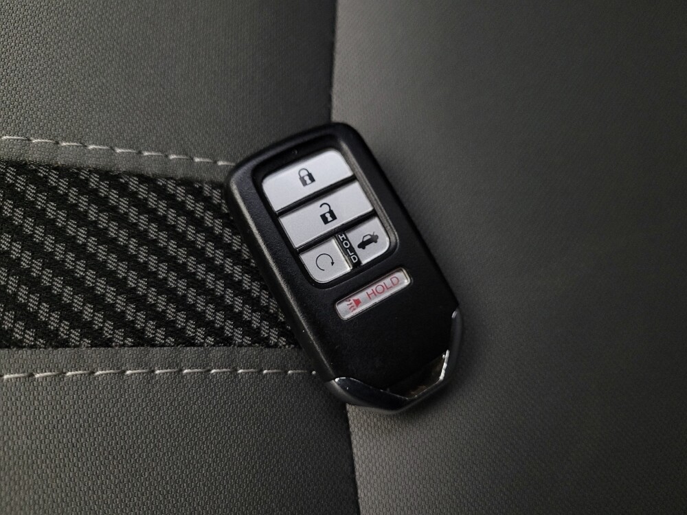 2017 Honda Civic in Phoenix, AZ 85022 - 18121778 32