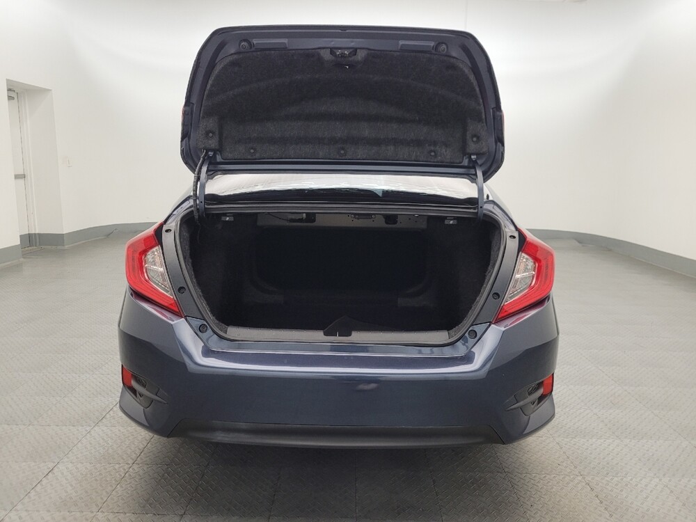 2017 Honda Civic in Phoenix, AZ 85022 - 18121778 29