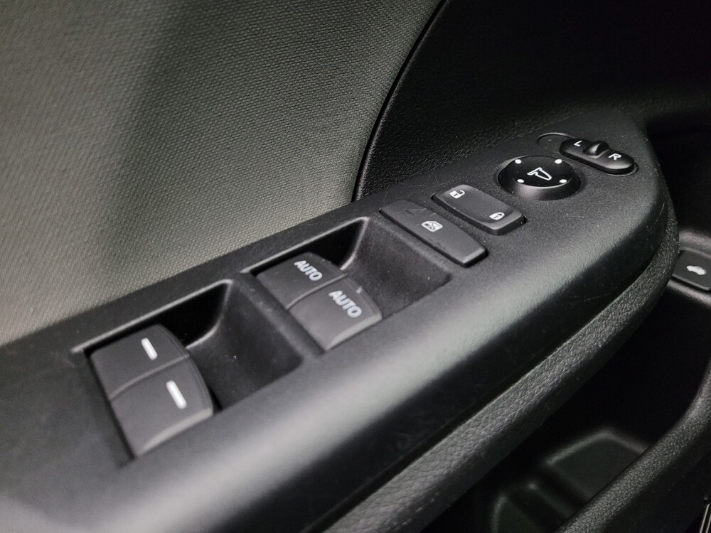 2017 Honda Civic in Phoenix, AZ 85022 - 18121778 27