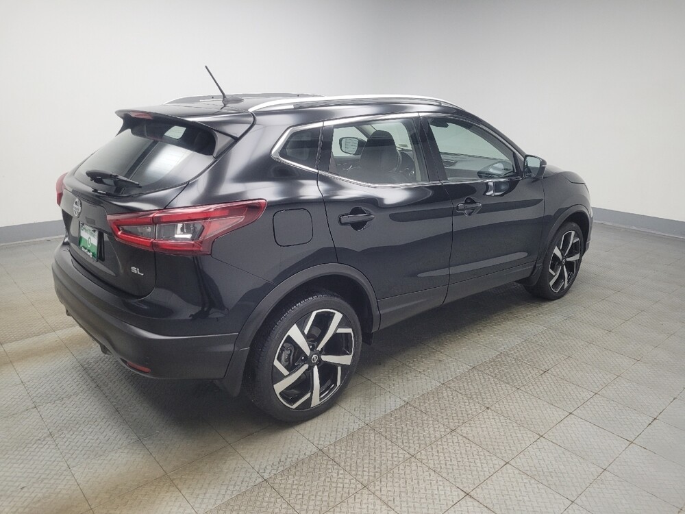 2022 Nissan Rogue Sport in Indianapolis, IN 46219 - 18121779 10