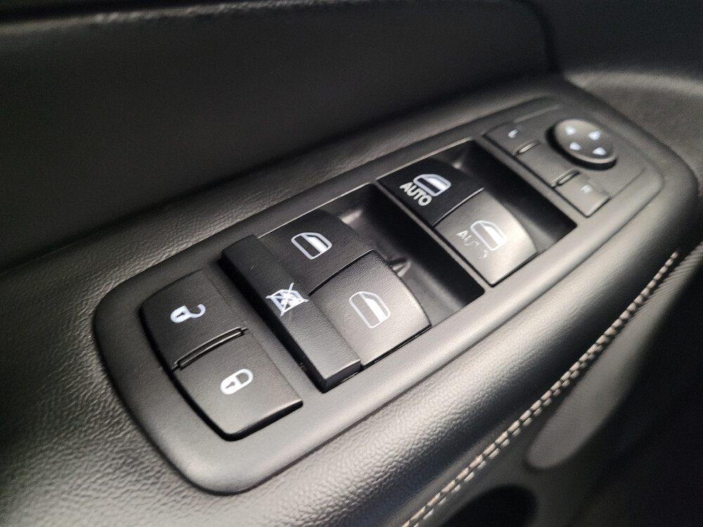 2017 Jeep Grand Cherokee in Eastpointe, MI 48021 - 18121780 27