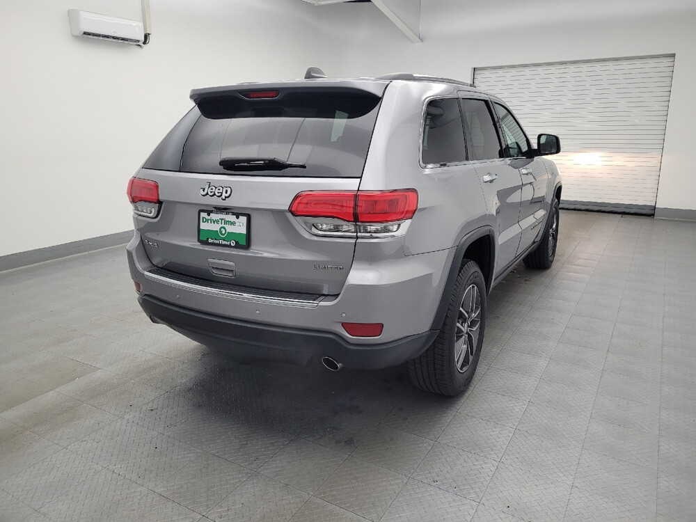 2017 Jeep Grand Cherokee in Eastpointe, MI 48021 - 18121780 9