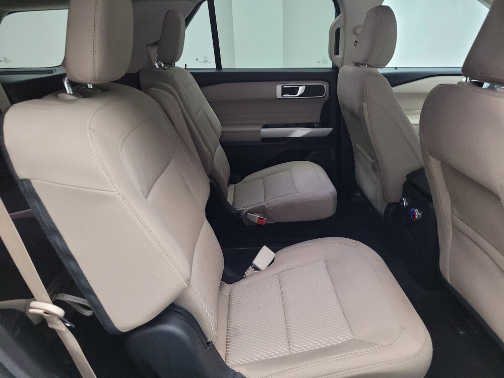 2022 Ford Explorer in Eastpointe, MI 48021 - 18121782 19