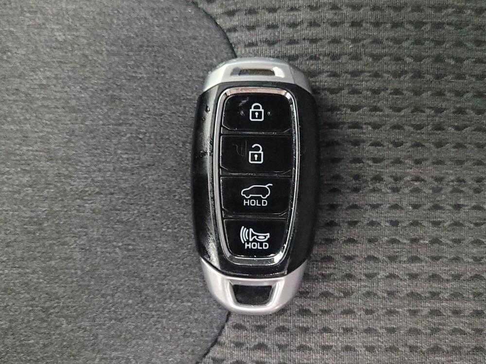 2019 Hyundai Santa Fe in Memphis, TN 38128 - 18121787 32