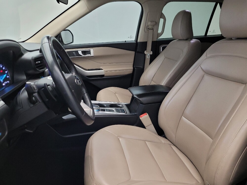 2021 Ford Explorer in Glendale, AZ 85301 - 18121788 17